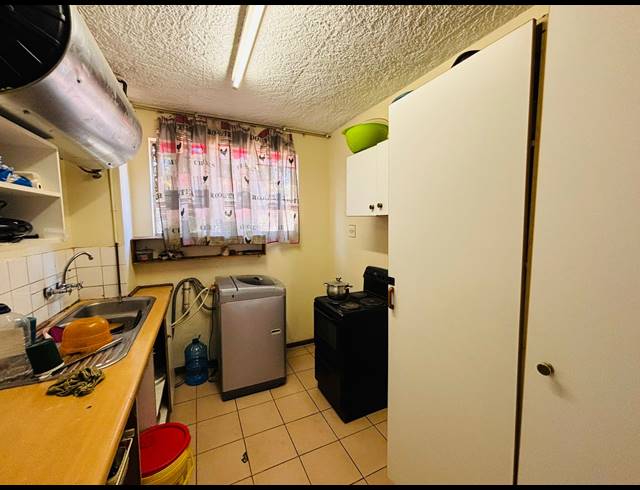 3 BEDROOM APARTMENT FOR SALE IN SUNNYSIDE